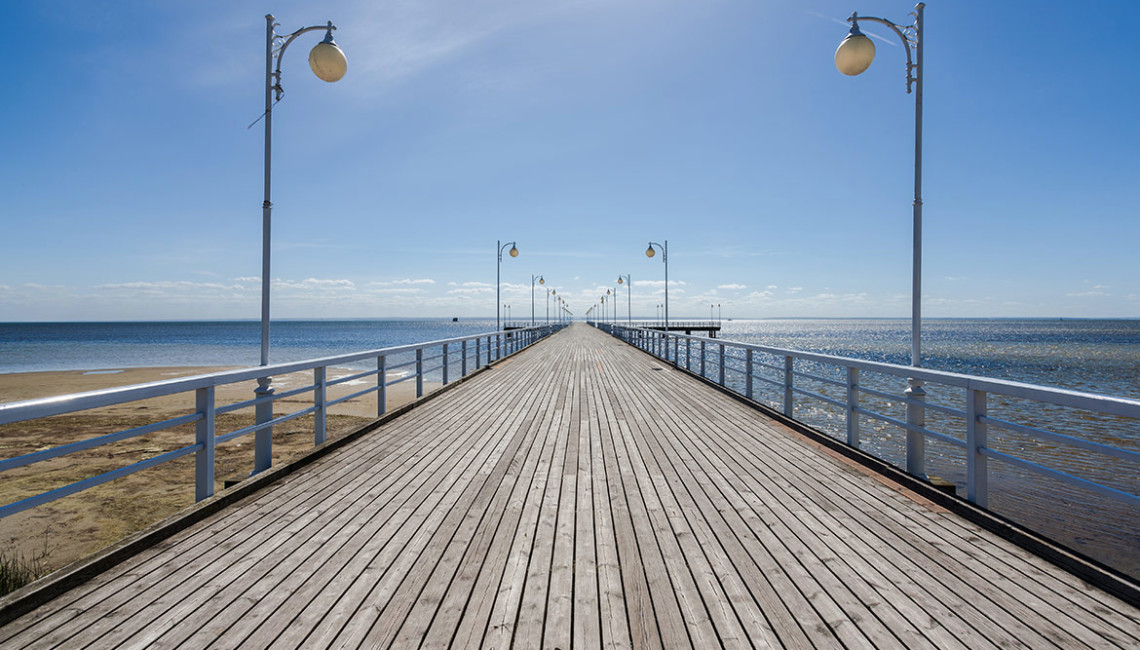 Muelle_de_Jurata,_Península_de_Hel,_Polonia,_2013-05-24,_DD_10