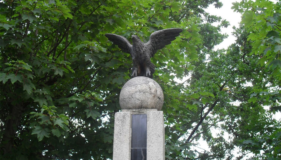 obelisk